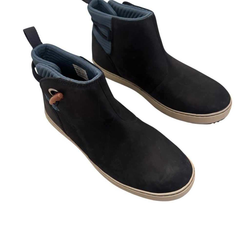 L.L.Bean Women's Mountainside Toggle Boots size 9.5 M